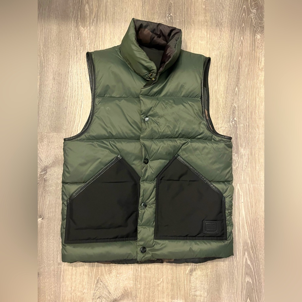 Men's Coach Reversible Puffer Vest- Size‎ Small- Pre-owned